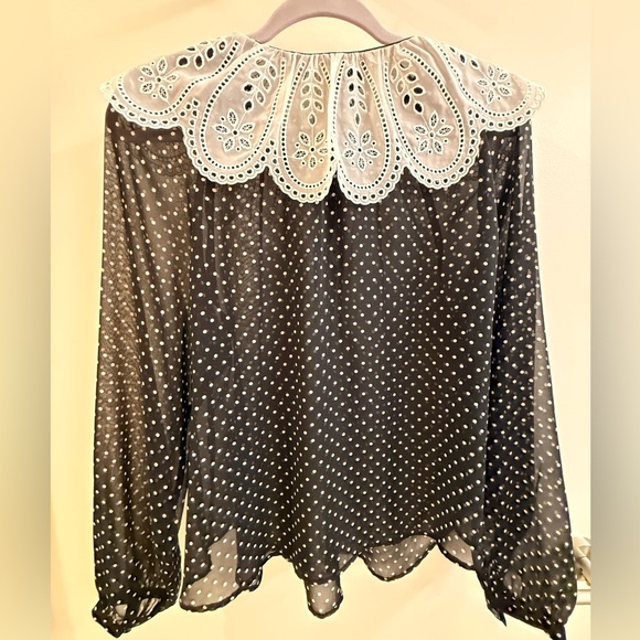 Delicate Black and White Claudie  Pierlot   Blouse with Lace Detail - Picture 4 of 5